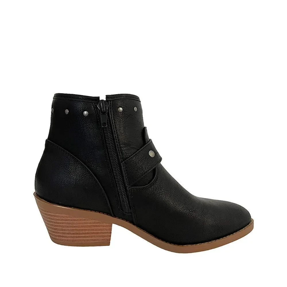 Sugar Black Side Zip Ankle Booties size 7